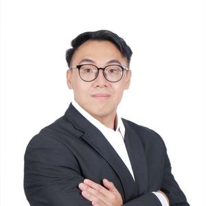 Webinar hosting presenter 