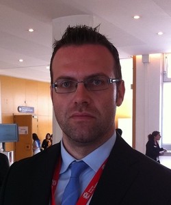 Webinar hosting presenter 