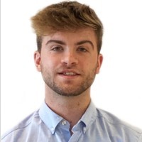 Webinar hosting presenter 