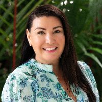 Webinar hosting presenter 