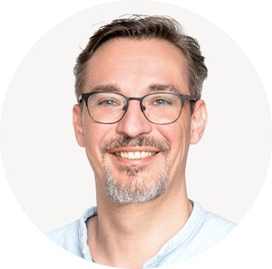 Webinar hosting presenter 