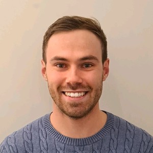 Webinar hosting presenter 