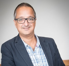 Webinar hosting presenter 