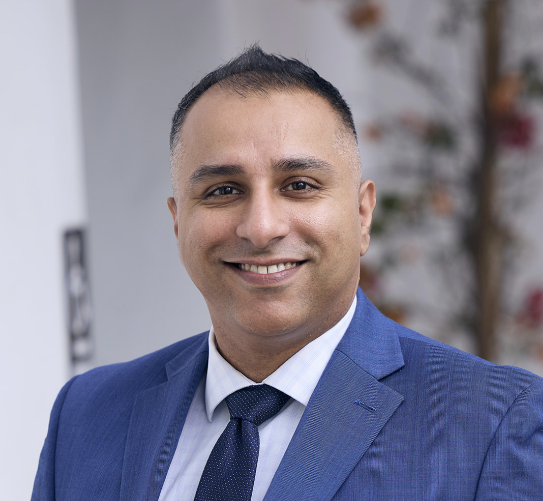  Deepak Budwani