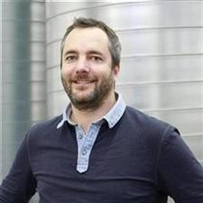 Webinar hosting presenter 