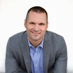 Webinar hosting presenter 