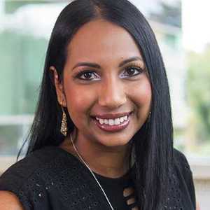 Webinar hosting presenter 