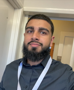 Webinar hosting presenter 