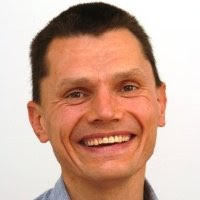 Webinar hosting presenter 