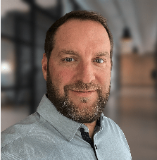 Webinar hosting presenter MonetizeMore Marketing