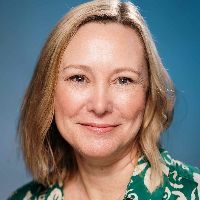 Webinar hosting presenter 