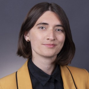 Webinar hosting presenter Jennifer Roebber