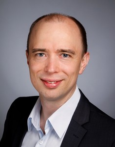 Webinar hosting presenter Ulrich Köllisch