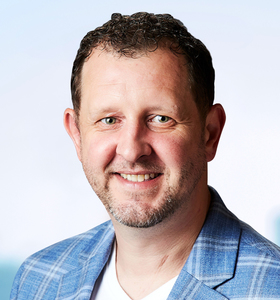 Webinar hosting presenter 