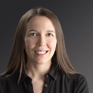 Webinar hosting presenter 