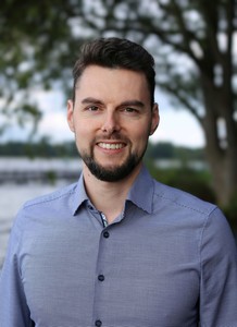 Webinar hosting presenter 