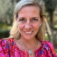 Webinar hosting presenter 