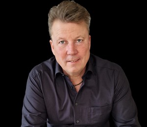 Webinar hosting presenter 