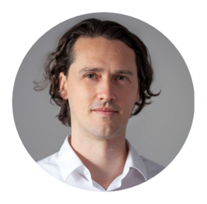 Webinar hosting presenter 