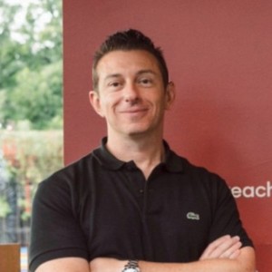 Webinar hosting presenter 