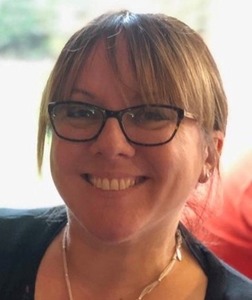 Webinar hosting presenter