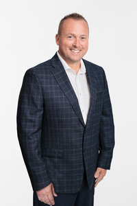 Webinar hosting presenter 