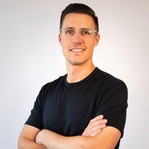 Webinar hosting presenter 