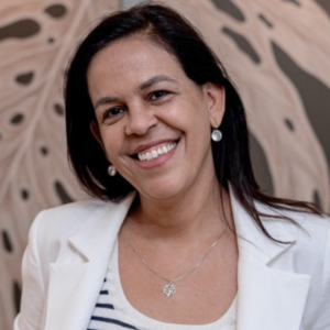 Webinar hosting presenter 