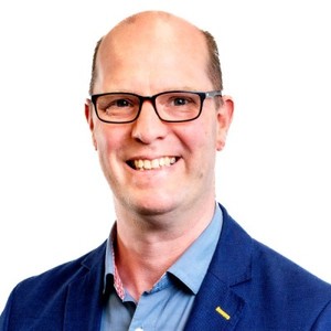 Webinar hosting presenter 