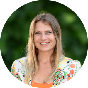 Webinar hosting presenter 