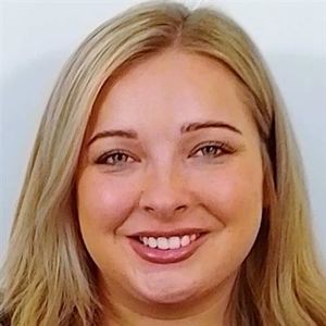 Webinar hosting presenter 