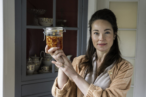 Webinar hosting presenter 