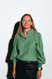 Webinar hosting presenter 