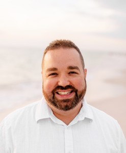 Webinar hosting presenter 