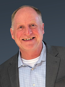 Webinar hosting presenter 