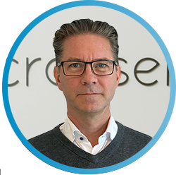 Webinar hosting presenter Micke S