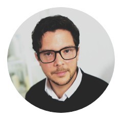 Webinar hosting presenter 