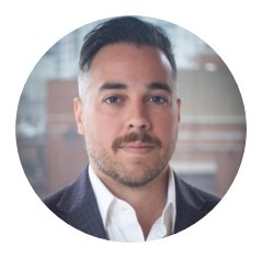 Webinar hosting presenter 