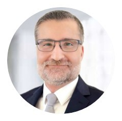 Webinar hosting presenter 