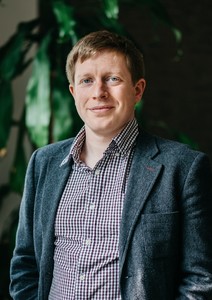 Webinar hosting presenter 