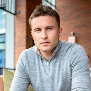 1760718300-86bf309e19a16836