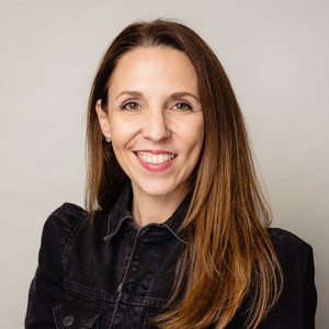 Webinar hosting presenter 