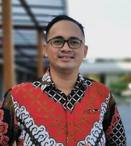 Webinar hosting presenter 