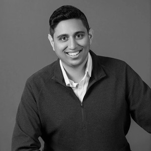 Webinar hosting presenter 