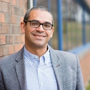 Webinar hosting presenter 