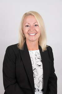 Webinar hosting presenter 