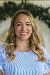 Webinar hosting presenter 