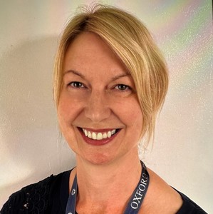 Webinar hosting presenter 