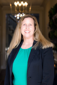 Webinar hosting presenter 