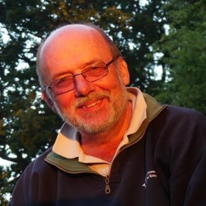 Webinar hosting presenter 